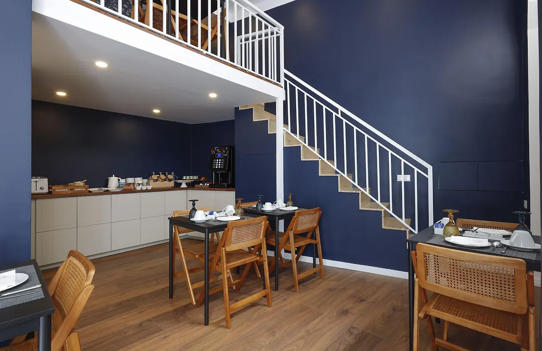 1869 Principe Real House-1
